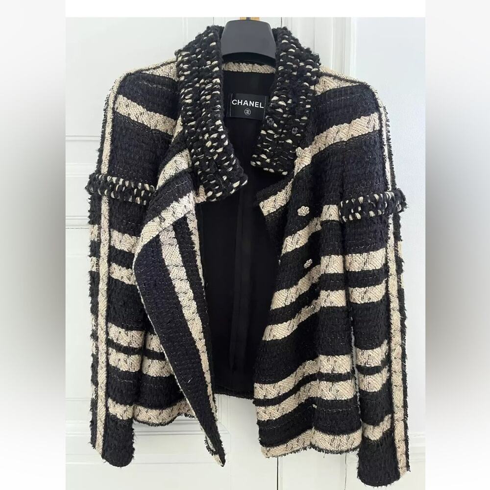 CHANEL Paris Moscou 09 black and Cream Striped tweed Knit Skirt Suit 36 - Picture 12 of 16
